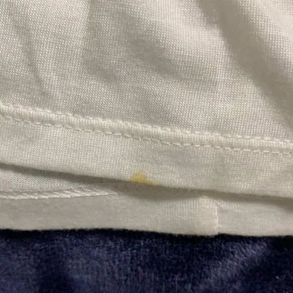 White blouse floral stitching - Picture 6 of 6